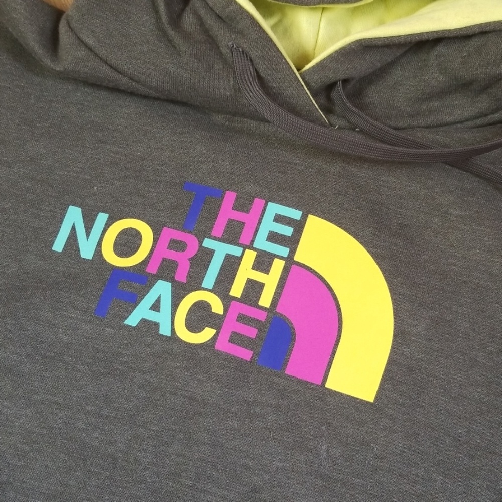 Gray The North Face pullover hoodie